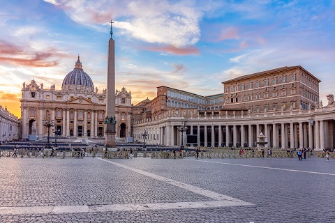 vatikan_shutterstock_2494491025_480x320.jpg